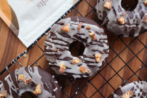 Javamelts Snickers Donuts!